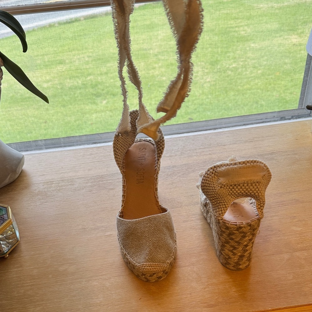 Stylish Beige Wedge Espadrilles